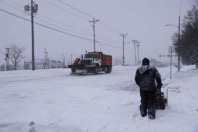 Dangerous winter storms claim numerous lives; cold temperatures to continue