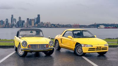 Never Forget The Driver: Honda S600 and Honda Beat, Side By Side