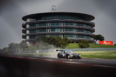 Winter Series Portimao: Glimpses of form despite wet weather