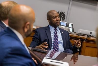 Senator Tim Scott endorses Trump, Nikki Haley campaign reel