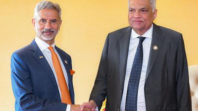 EAM Jaishankar calls on Sri Lankan President Wickremesinghe in Uganda, discusses bilateral initiatives