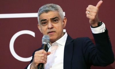 Sadiq Khan: ‘Free young people from Brexit work and travel ban’