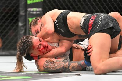 Jasmine Jasudavicius def. Priscila Cachoeira at UFC 297: Best photos