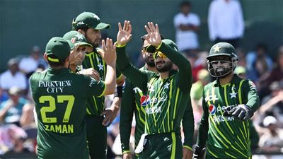 Pakistan beat New Zealand in 5th T20I, but lose series 4-1