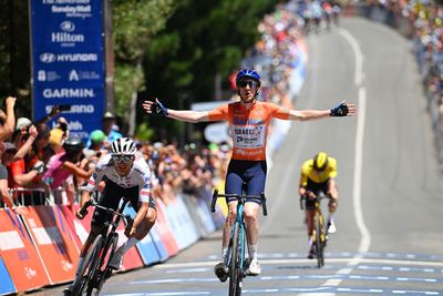 Stephen Williams takes final stage and wins Tour Down Under