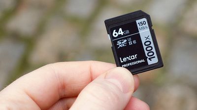 How do YOU delete photos from your memory cards – and is it damaging them?