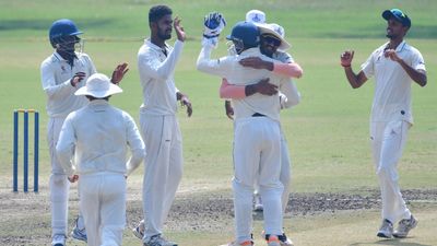 Ranji Trophy | Tamil Nadu spinners derail Railways, claims the match by an innings and 129 runs