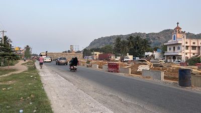 Work on vehicular underpass on Chennai-Bengaluru Highway in Vellore on fast track