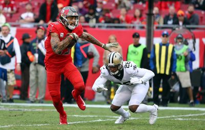 Potential free agent targets for Cardinals in Buccaneers-Lions