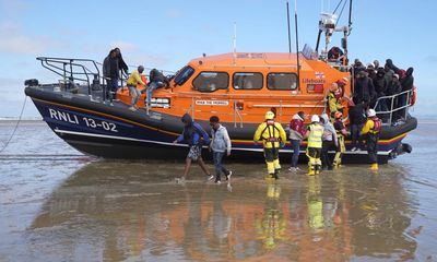 Starmer to defend RNLI and National Trust from ‘desperate’ Tory culture war