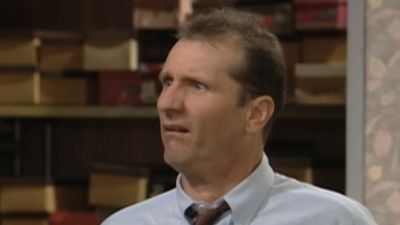 Married With Children's Ed O'Neill Shares Hilarious (And Possibly Dishonest) Way Fans Share Their Love For The Sitcom