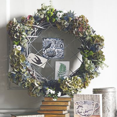 4 timeless wreath ideas that work all year round – not just for Christmas