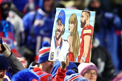 7 Taylor Swift signs from Bills fans that completely backfired after Chiefs loss