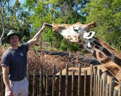 Matt Rife: A Whimsical Encounter with a Giraffe
