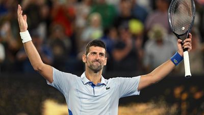 Night owl Djokovic relegated to day Open quarter-final