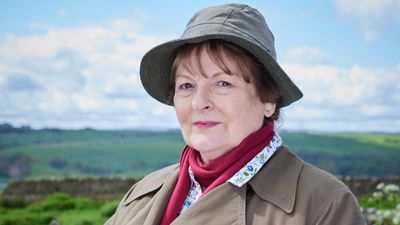 Who was Julie Burnell and why was the Vera season 13 finale dedicated to her?