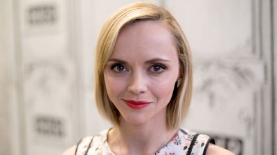 Christina Ricci's living room embodies the 'quiet luxury' trend with this 'surprisingly subtle' color