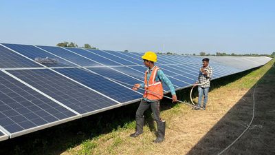 Fired up and plugged in – Driving India’s energy security and decarbonisation this decade