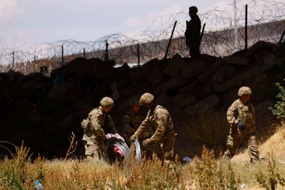 Supreme Court Allows Border Patrol to Cut Razor Wire Installed by Texas in Southern Border