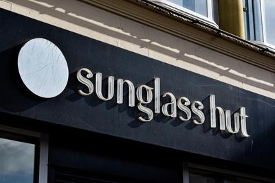 Facial recognition used after Sunglass Hut robbery led to man’s wrongful jailing, says suit