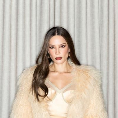 Halsey's Golden Glamour and Radiant Presence: Captivating Fashion and Style