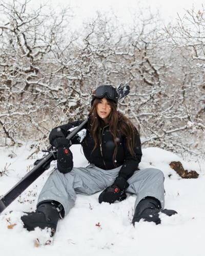 Kelsey Wells Embraces Winter Beauty with Snowy Adventures