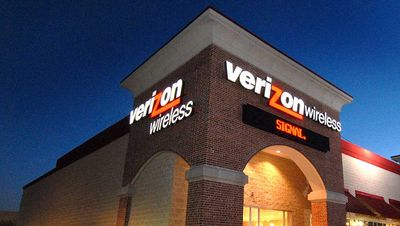 Verizon Earnings Meet Estimates; VZ Stock Jumps On Strong Wireless Subscriber Adds