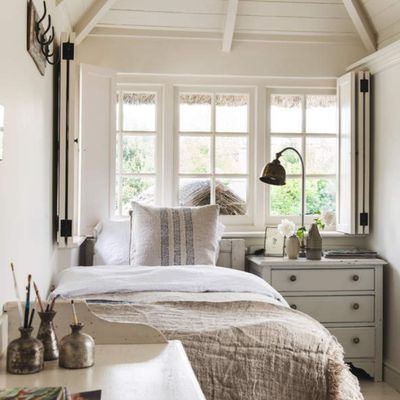 7 design rules for small bedrooms that experts use to create tiny spaces packed with style