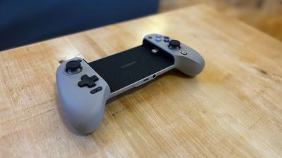 Gamesir G8 Galileo iPhone Controller Review: Slick sliding gaming goodness