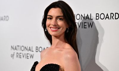 Anne Hathaway walks out of Vanity Fair photoshoot in union solidarity – report