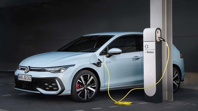 The New Volkswagen Golf Plug-In Hybrids Have 62 Miles Of Electric Range