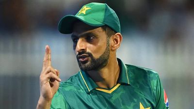 WATCH: Former Pakistan captain Shoaib Malik's 'no-ball' horror
