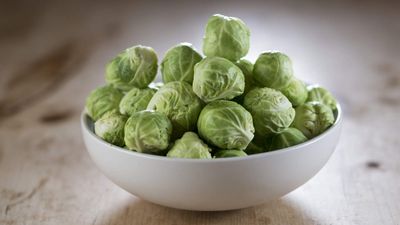 When to plant Brussels sprouts – for long seasons and bumper harvests