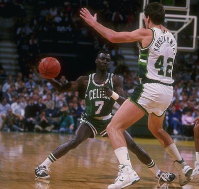 On this day: Kelvin Upshaw born; Boston holds Nuggets to 58 while Paul Pierce gets 45