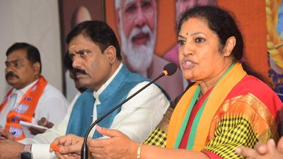 YSRCP conspired to win elections through manipulation of electoral rolls, says Purandeswari