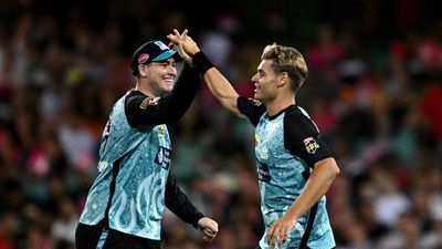 Renshaw goes straight from BBL winner to Test reserve