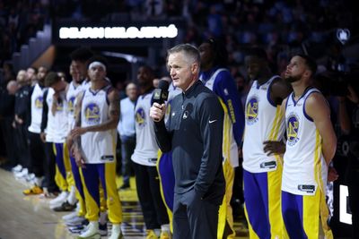 Warriors Pay Tribute To Coach Milojevic In First Game After Death