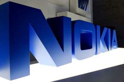 Nokia Sees 'Challenging' 2024 After Profits Plunge