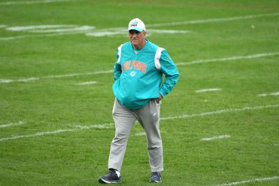 Vic Fangio to join Eagles as DC just one day after parting ways with Dolphins