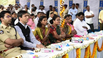 Chief Minister Jagan Mohan Reddy virtually inaugurates 278 mobile towers in Paderu region of Andhra Pradesh