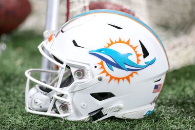 Report: Dolphins asst. DL coach Kenny Baker expected to leave for Texas