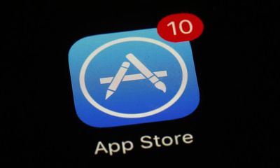 Apple to allow EU customers to download apps without using App Store