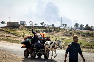 Civilians Trapped By Fighting In Gaza's South, Hague Decision Looms