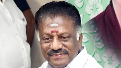 Panneerselvam opposes Kerala Governor’s speech mentioning new dam at Mullaperiyar