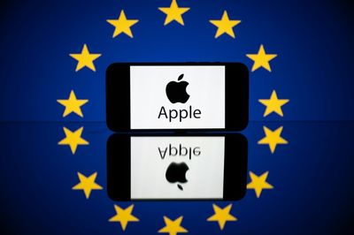 EU Hails 'Change' As Apple Opens App Store To Competition