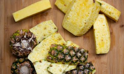 English Breakfast Society recommends swapping tomato for pineapple