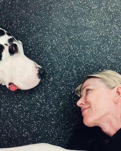 Naomi Watts and her beloved furry companion capture hearts