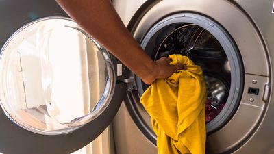 8 signs you should replace your washing machine