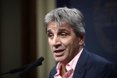 Argentina Scraps Pension and Tax Reforms from Omnibus Bill