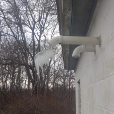 Extreme cold hits Canada, with -40 °C temperatures and heavy snow